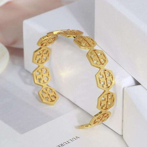 NWOT Tory  Burch T Gold Hexagon Cuff Bangle Bracelet - Picture 2 of 11